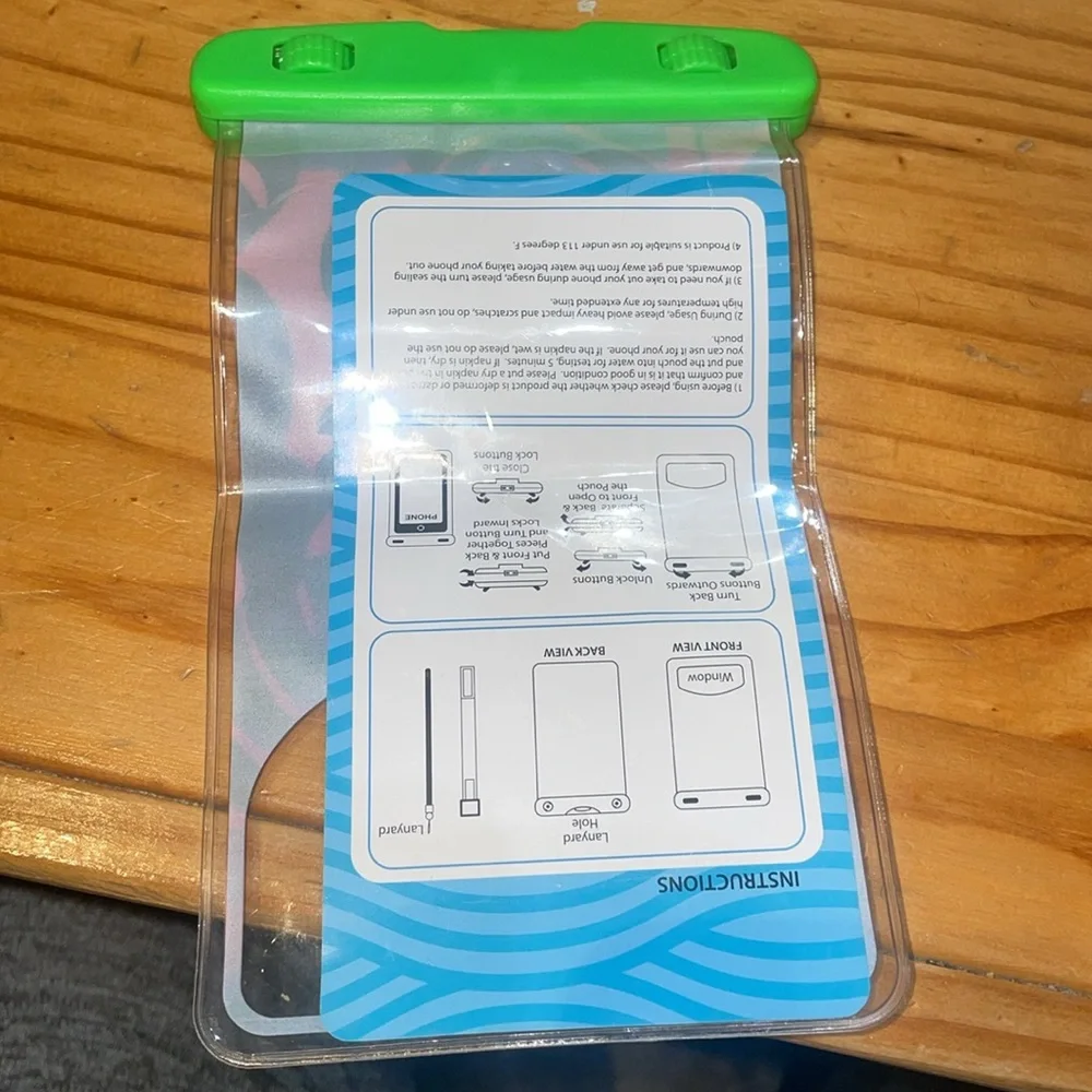 Trendy Waterproof Phone Pouch🔥